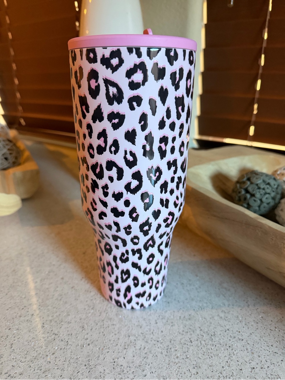Hyrdrojug x PINK “Pink Leopard” 40oz - Picture 4 of 7